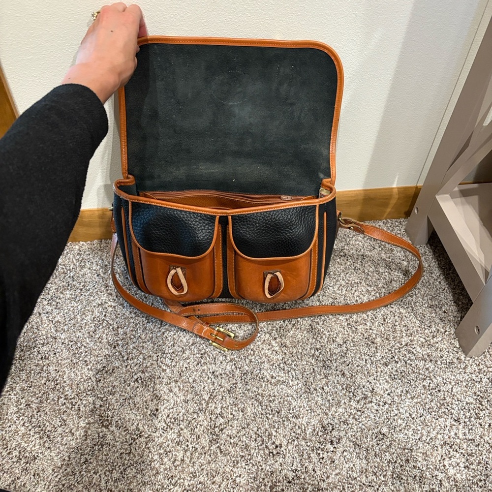 Dooney & Bourke Black and Tan Leather Shoulder Bag - Picture 5 of 10